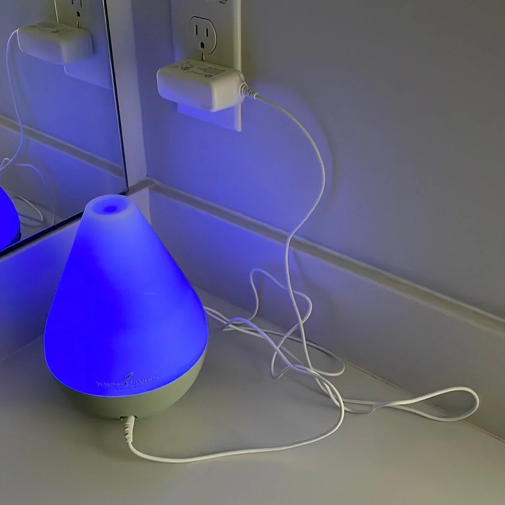 Young Living Dewdrop Diffuser Essential Oil Diffuser